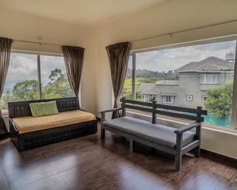 The Misty Meadows - Coonoor - Wohnzimmer