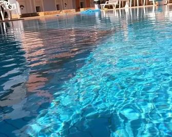 Toulipa Rooms - Agia Ermioni - Pool
