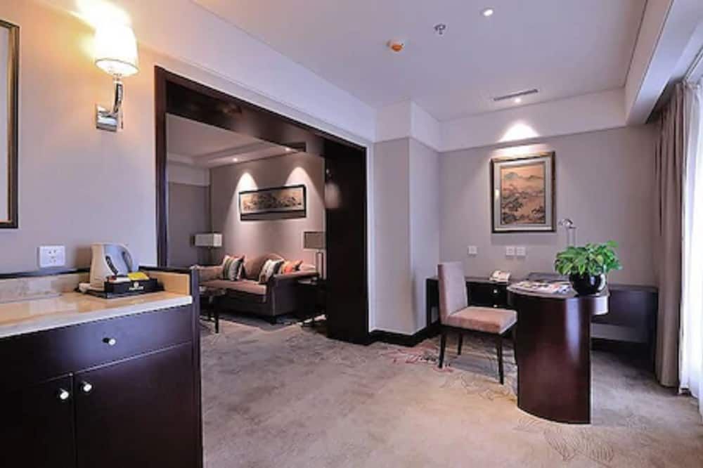 تشاينا بالاس هوتل