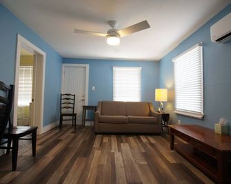 Grand Harbor Apartments 209 Clinton Unit 2 - Grand Haven - Living room