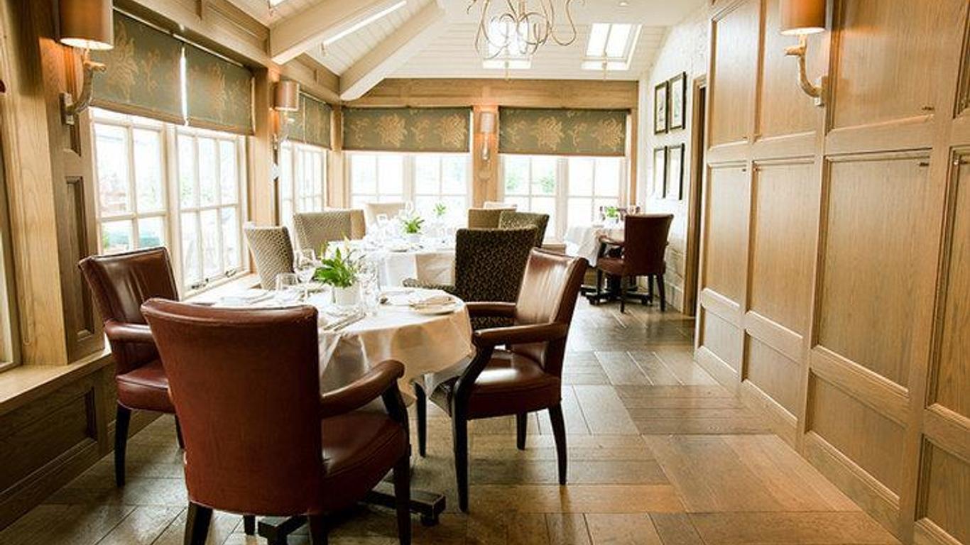 Noel Arms - 'A Bespoke Hotel'