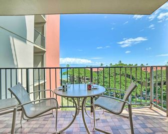 Cute Beachfront Condo with Lanai and Resort Pools - Kahana - Balcony