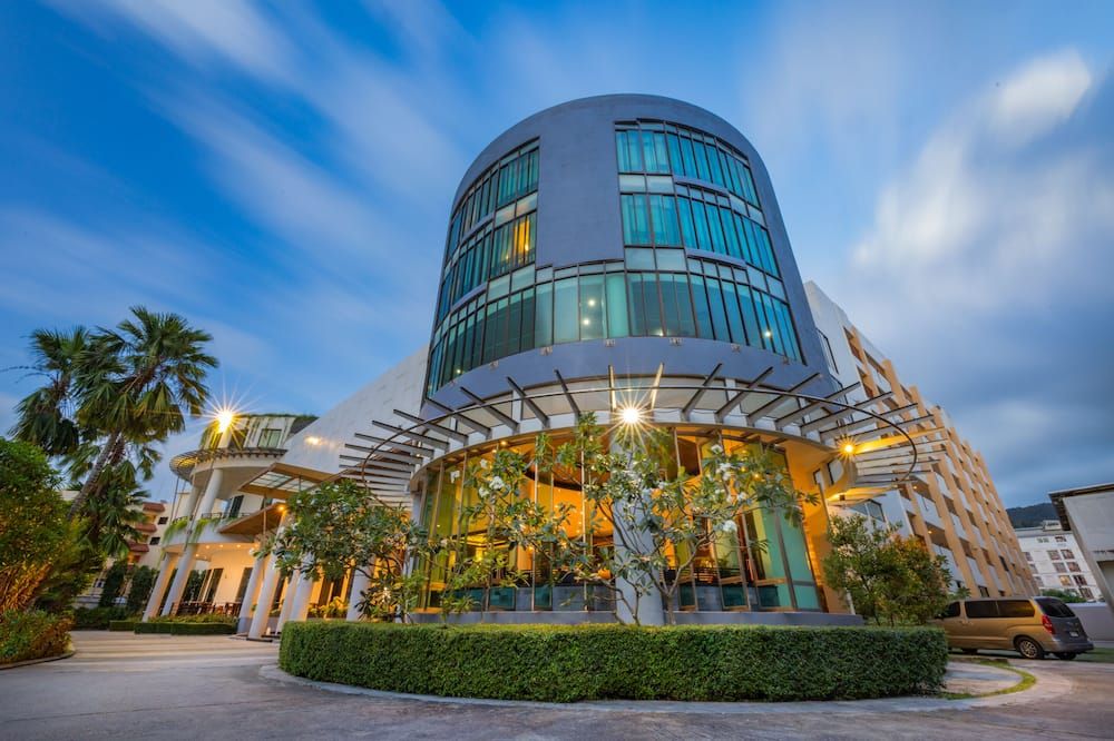 Deevana Plaza Phuket (Sha Plus+) - פאטונג - בניין