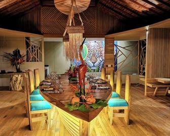Burú Nature Hotel - Leticia - Dining room