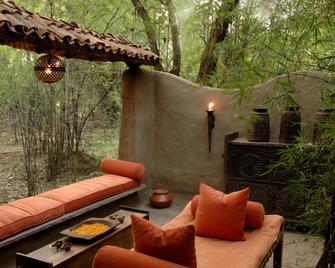 Mahua Kothi, Bandhavgarh - Umaria - Patio