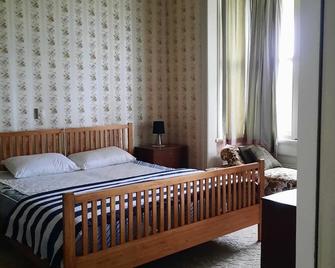 Opononi Villa - Opononi - Habitación