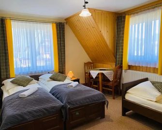 Gosciniec nad Sucha Woda - Male Ciche - Bedroom