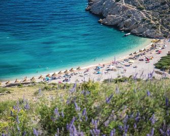 Gorgeous Apartment In Stara Baska 1 - Stara Baška - Praia