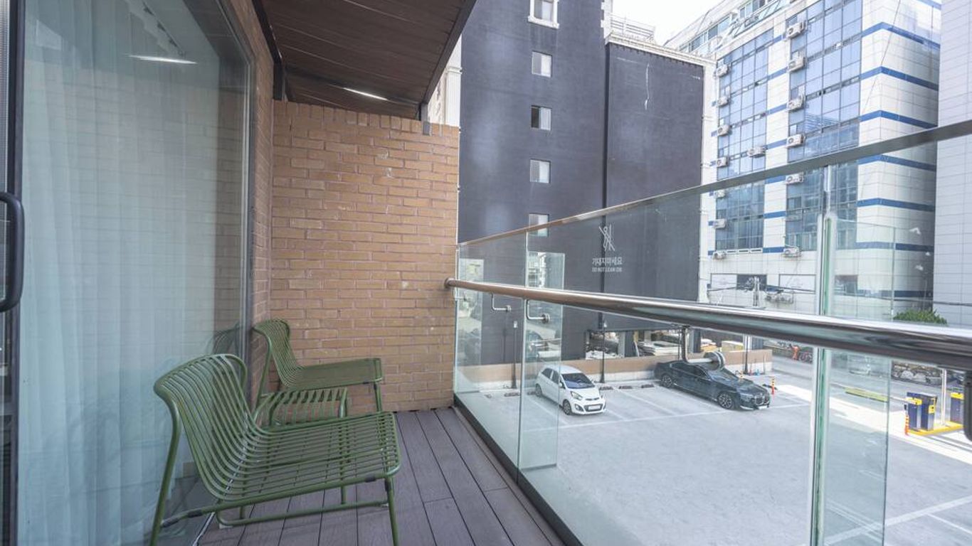 Brown Dot Hotel Haeundae