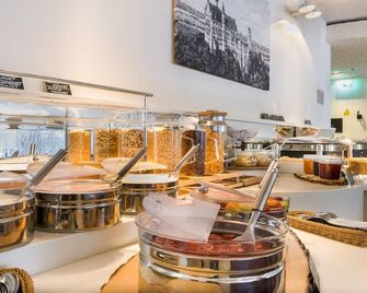 Sure Hotel by Best Western München Hauptbahnhof - Munich - Buffet