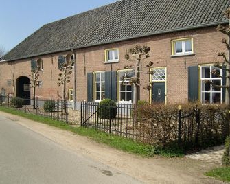 Bed & Breakfast Appeltern - Appeltern - Edificio