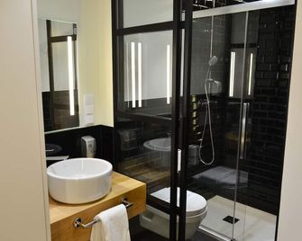 Alda Galería Coruña - La Coruña - Baño