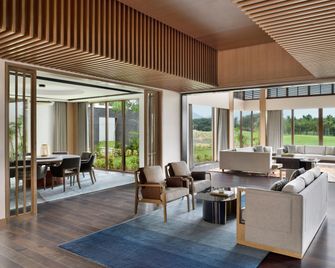 JW Marriott Hotel Bengaluru Prestige Golfshire Resort & Spa - Bangalore - Sala de estar