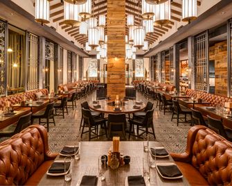 The Diplomat Beach Resort Hollywood, Curio Collection by Hilton - הוליווד - מסעדה