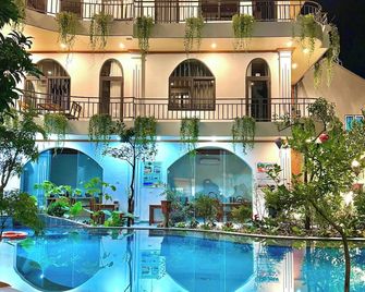 Tuan Ngoc Hotel - Ninh Binh - Piscina