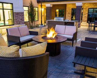 Residence Inn by Marriott Reno Sparks - Sparks - Patio