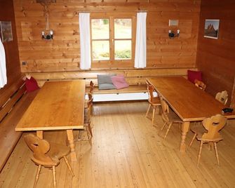 Alpenvereinshaus - 슈네파우 - 다이닝룸