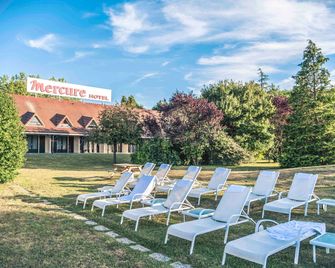 Hôtel Mercure Auxerre Autoroute Du Soleil - Appoigny - Terasa