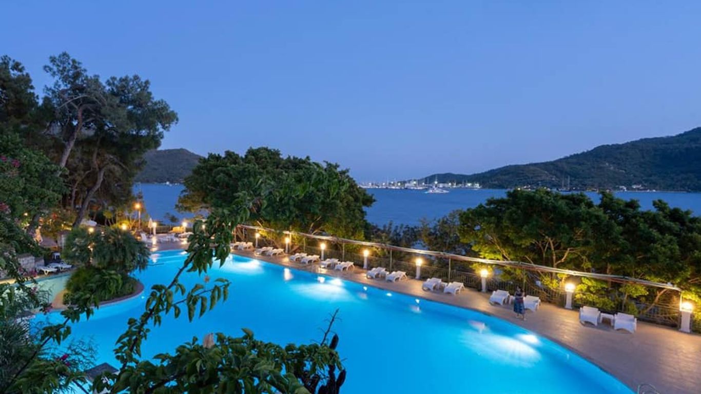 Club Bellamare Beach