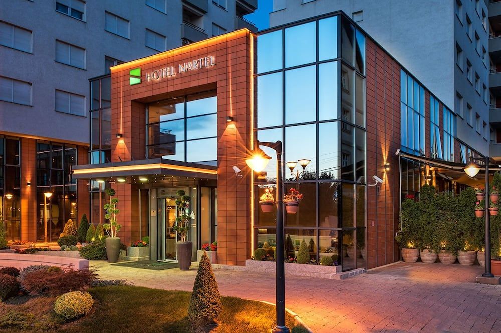 Hotel Nartel - Priştine - Bina