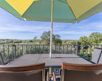 Apartment Petar in Begi - Vrsar - Balcon