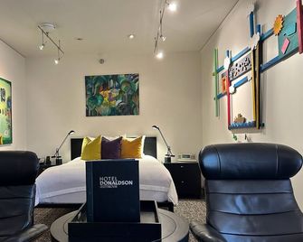 Hotel Donaldson - Fargo - Bedroom