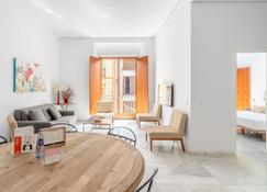 numa I Molina Apartments - Seville - Living room