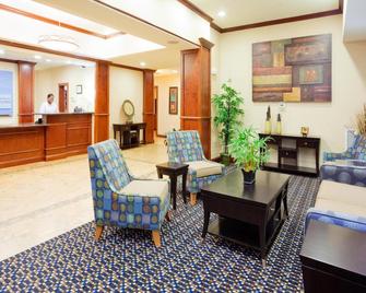 Holiday Inn Express Hotel & Suites Mount Airy By IHG - Mount Airy - Lobby