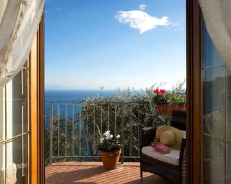 Holiday House Le Palme - Amalfi - Balcony