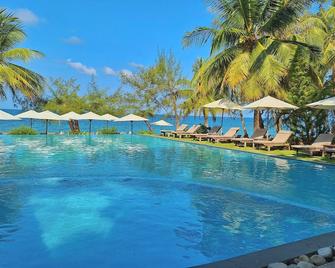 Ancarine Beach Resort - Phu Quoc - Pileta