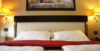 Bram Hotel - Lamezia Terme - Camera da letto