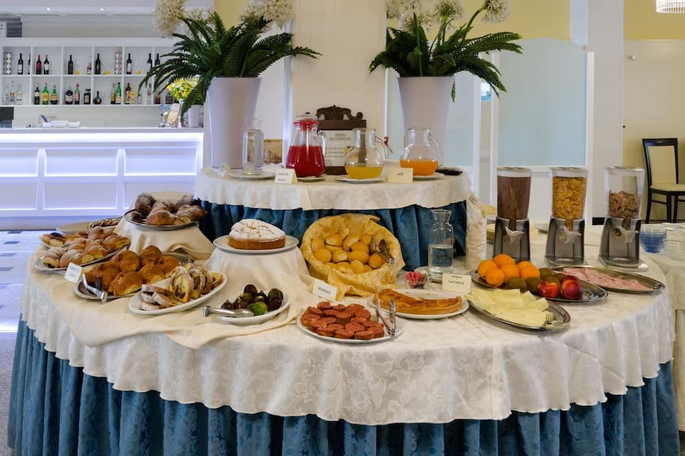 Hotel Luna Lido - Torre San Giovanni - Buffet