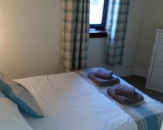 4B Wentworth Street Apartment - Portree - Chambre