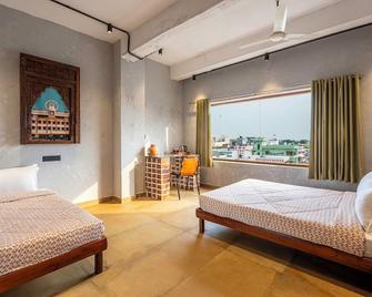 Local Lok - Varanasi - Chambre