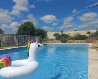 Maison en Vendée avec Piscine - Mareuil-sur-Lay-Dissais - Piscina