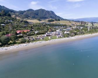 Pohara Beach Top 10 Holiday Park - Takaka - Plaża