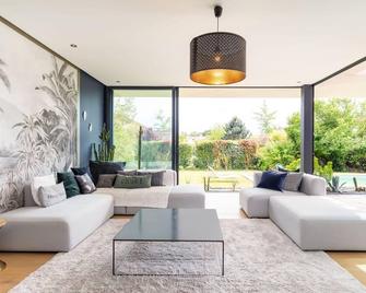 Farniente - Newly refurbished house with swimming pool - Écully - Salon