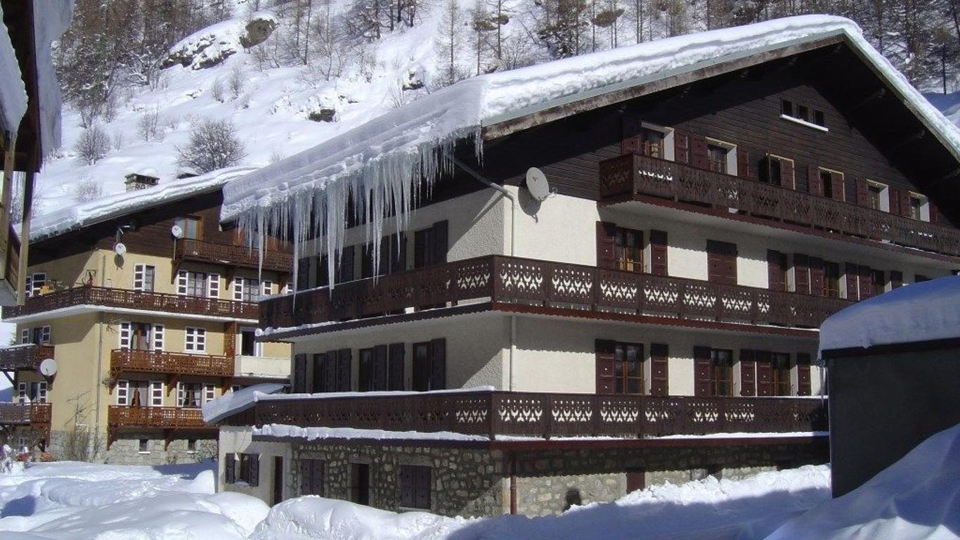 Hotel Le Genepy
