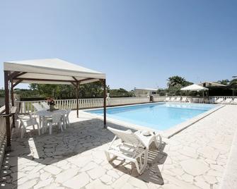 Villa Kaukana - Santa Croce Camerina - Piscina