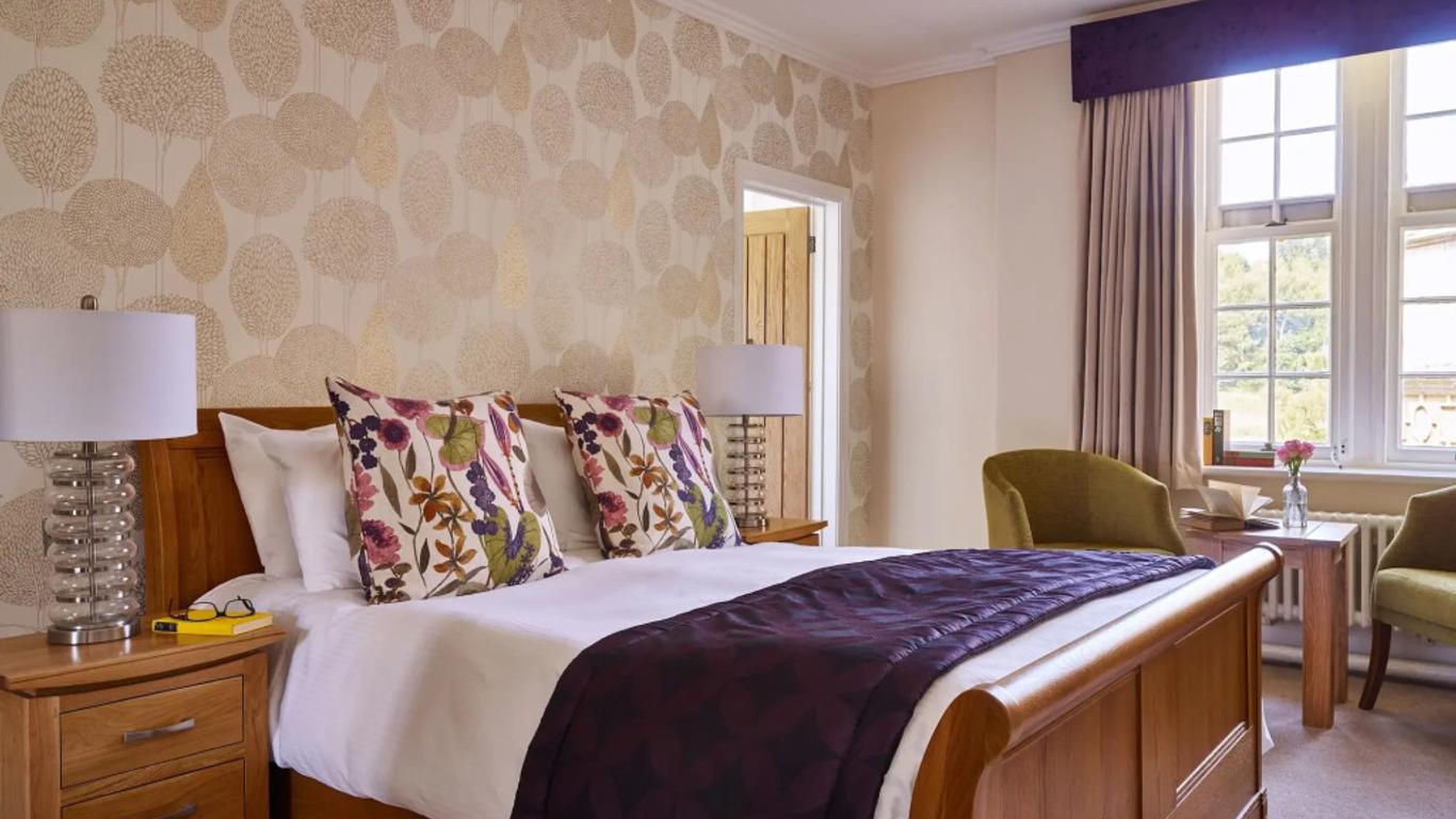 Dumbleton Hall Hotel