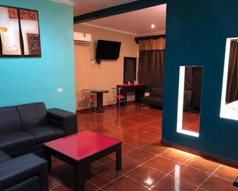 Hotel Paraíso Del Valle - Ciudad Constitución - Sala de estar