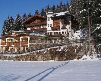 Hotel Ländenhof Superior - Mayrhofen - Edificio