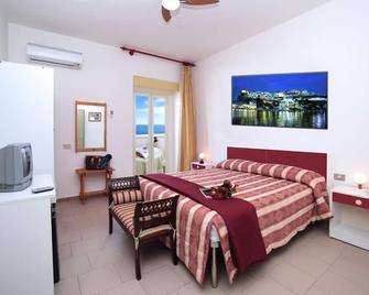 Hotel Peschici - Peschici - Habitación