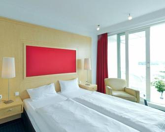 Vitalia Seehotel - Bad Segeberg - Bedroom