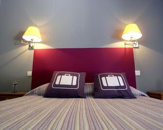 Hotel Le Vieux Moulin - Gignac - Bedroom
