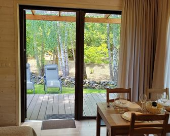 Kamienny Ogród Holiday Park - Mikołajki - Dining room