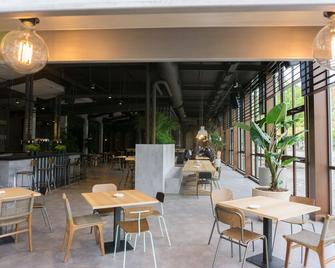 هوستل مونتي دو جوثو - سانتياغو دي كومبوستيلا - مطعم