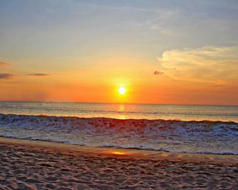 Melasti Beach Resort & Spa Legian - Kuta - Beach