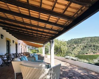 Vale Fuzeiros Nature Guest House - Nora