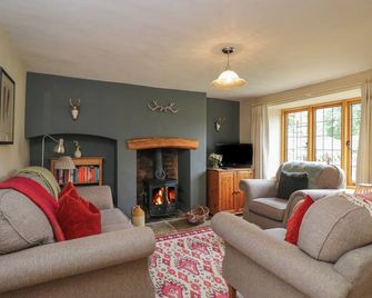 Horseshoe Cottage - Shipston-on-Stour - Living room